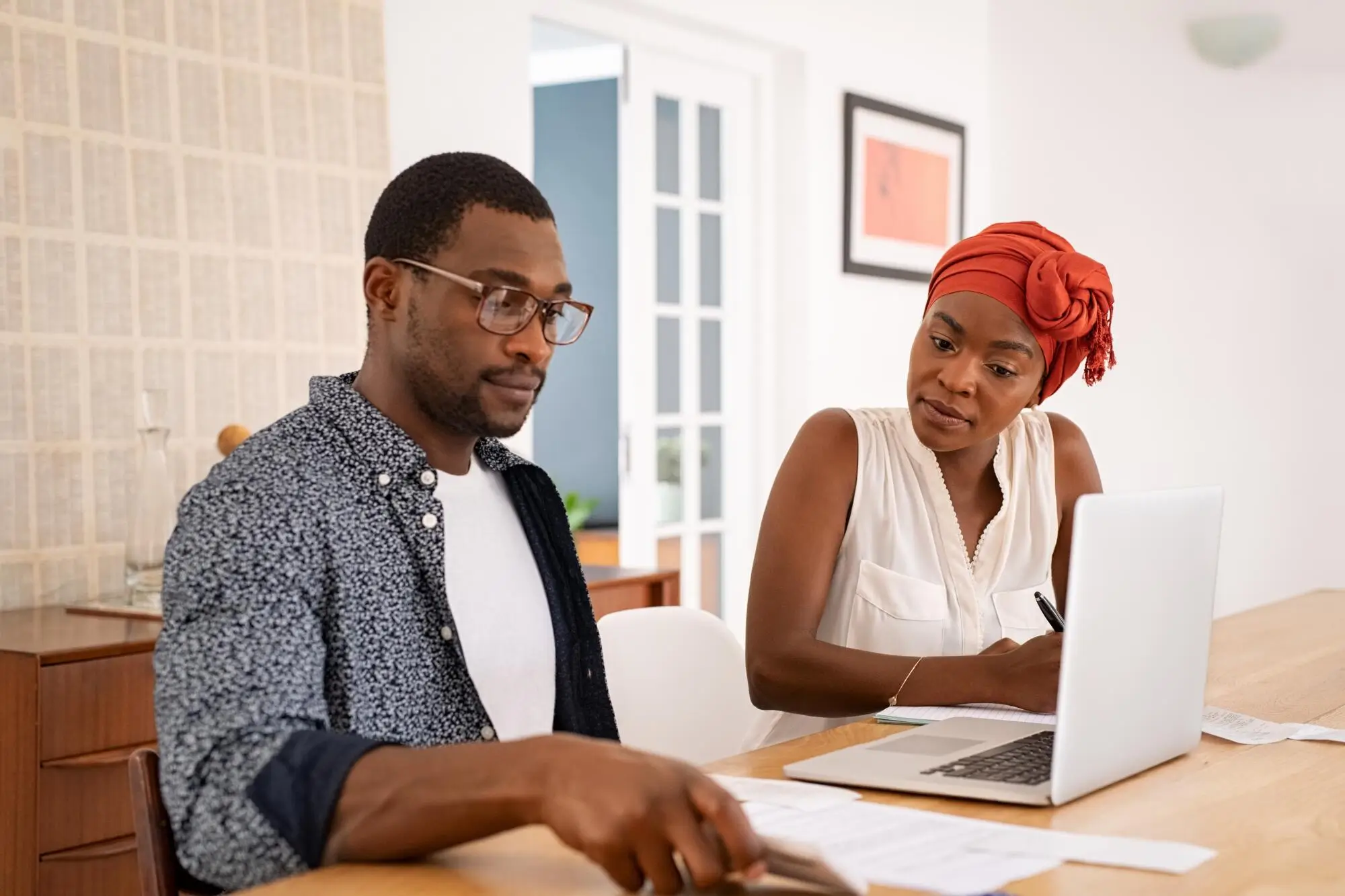 5 Steps to a Thorough Tenant Background Check in Wantagh, NY